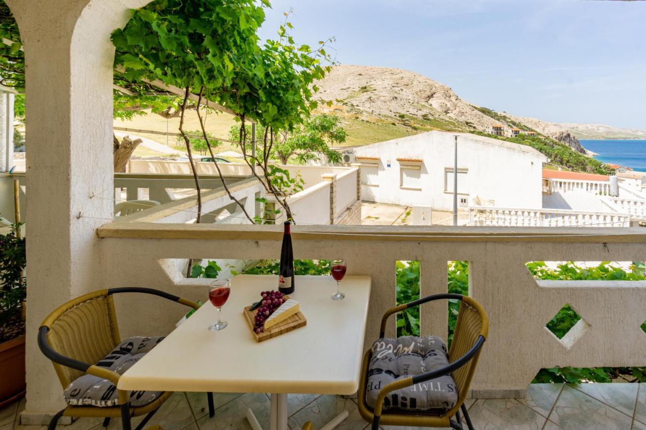 Apartment Asta View Over Sea Reed Landscape And Bay